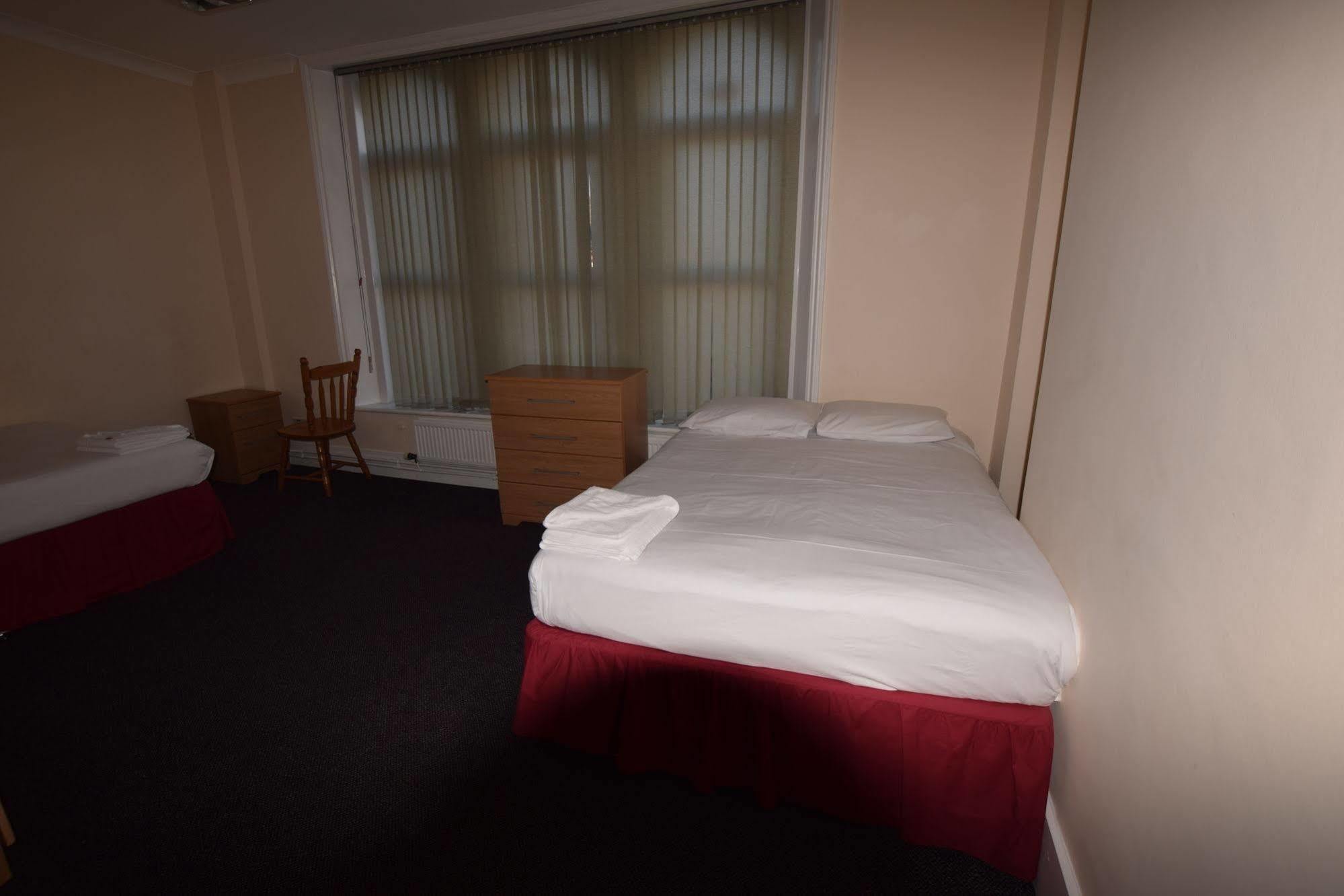 York Hotel Ilford Esterno foto