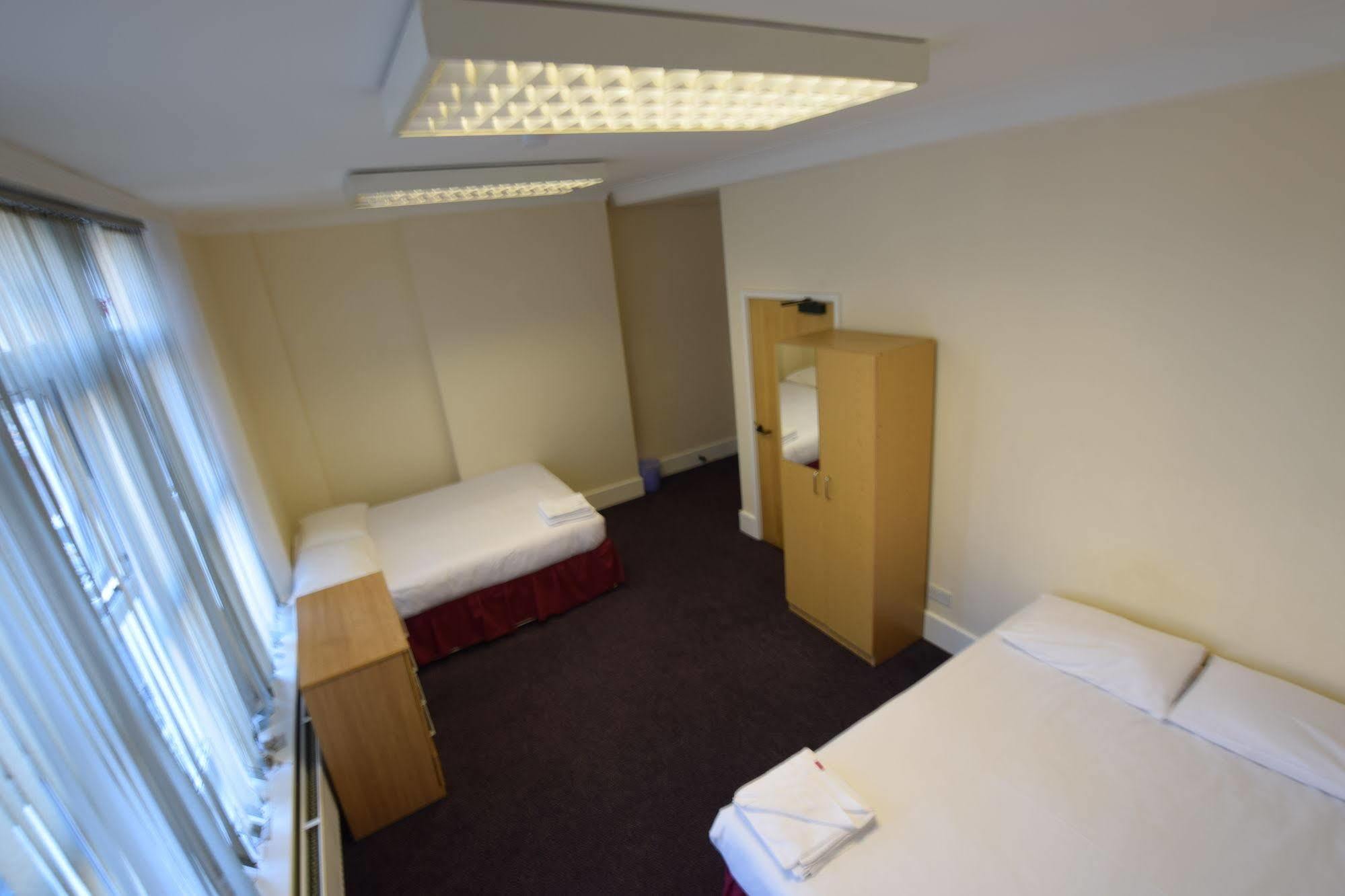 York Hotel Ilford Esterno foto
